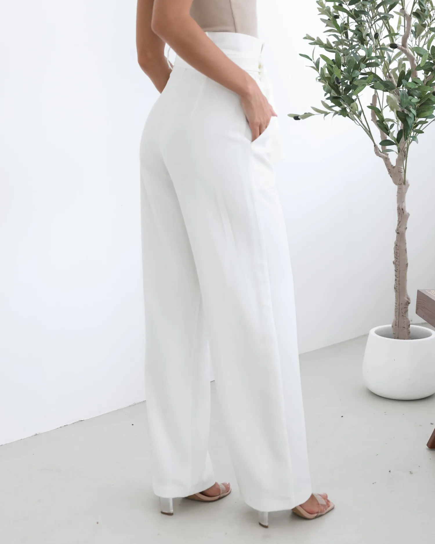 Best Alma Pants - White Pants|Bottoms
