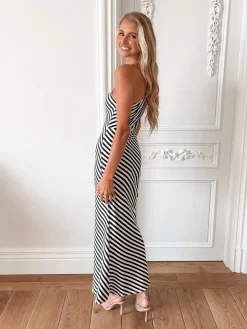 Hot Mckinley Dress - Black Stripe One Shoulder Dresses|Curve Dresses